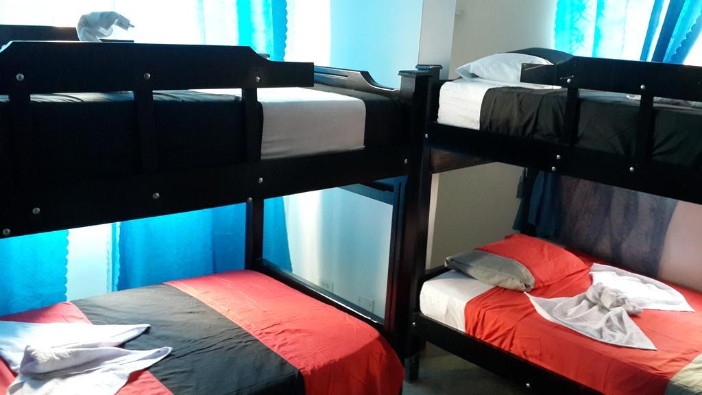 Habitaciones En Medellin Luaran gambar