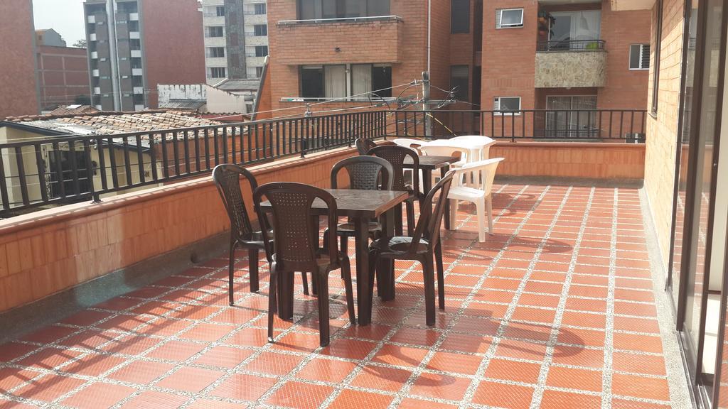 Habitaciones En Medellin Luaran gambar