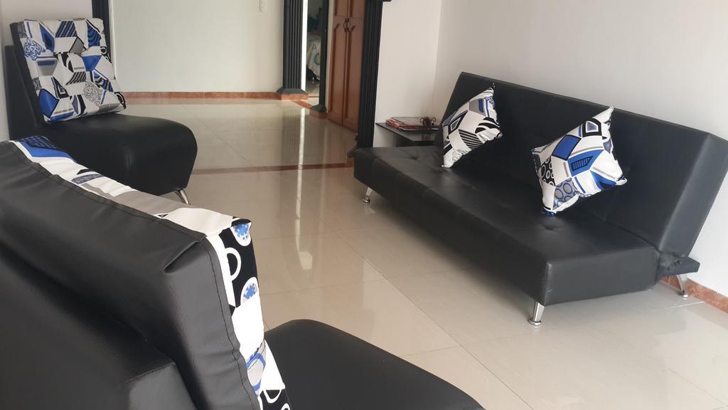 Habitaciones En Medellin Luaran gambar
