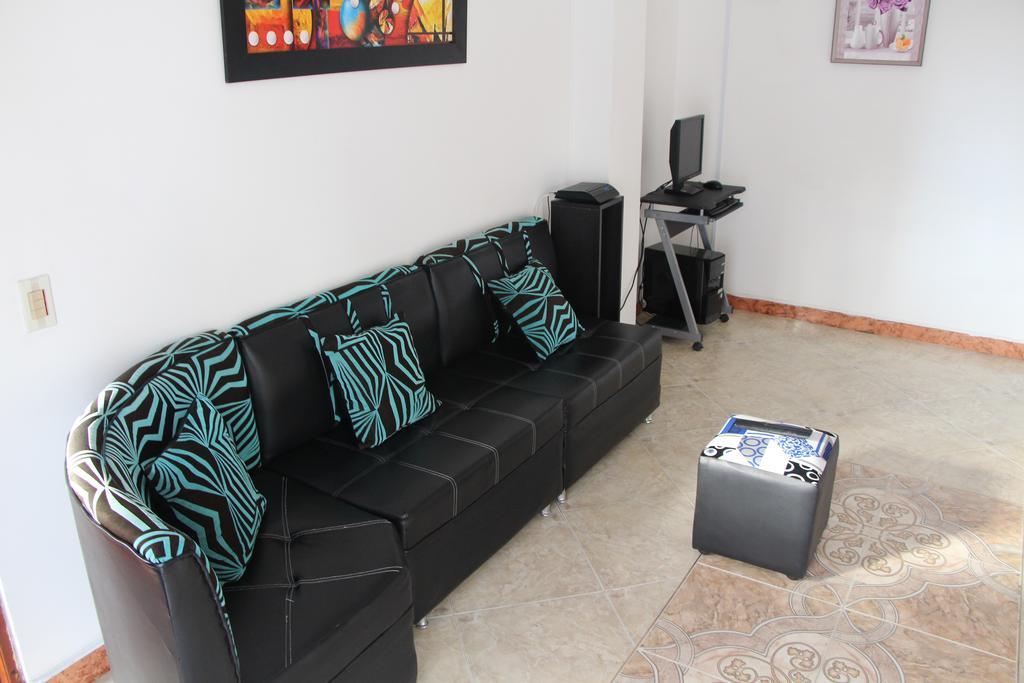 Habitaciones En Medellin Luaran gambar