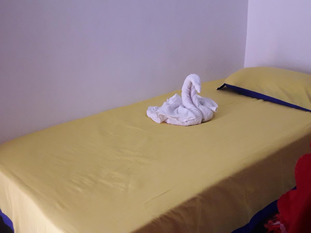 Habitaciones En Medellin Luaran gambar